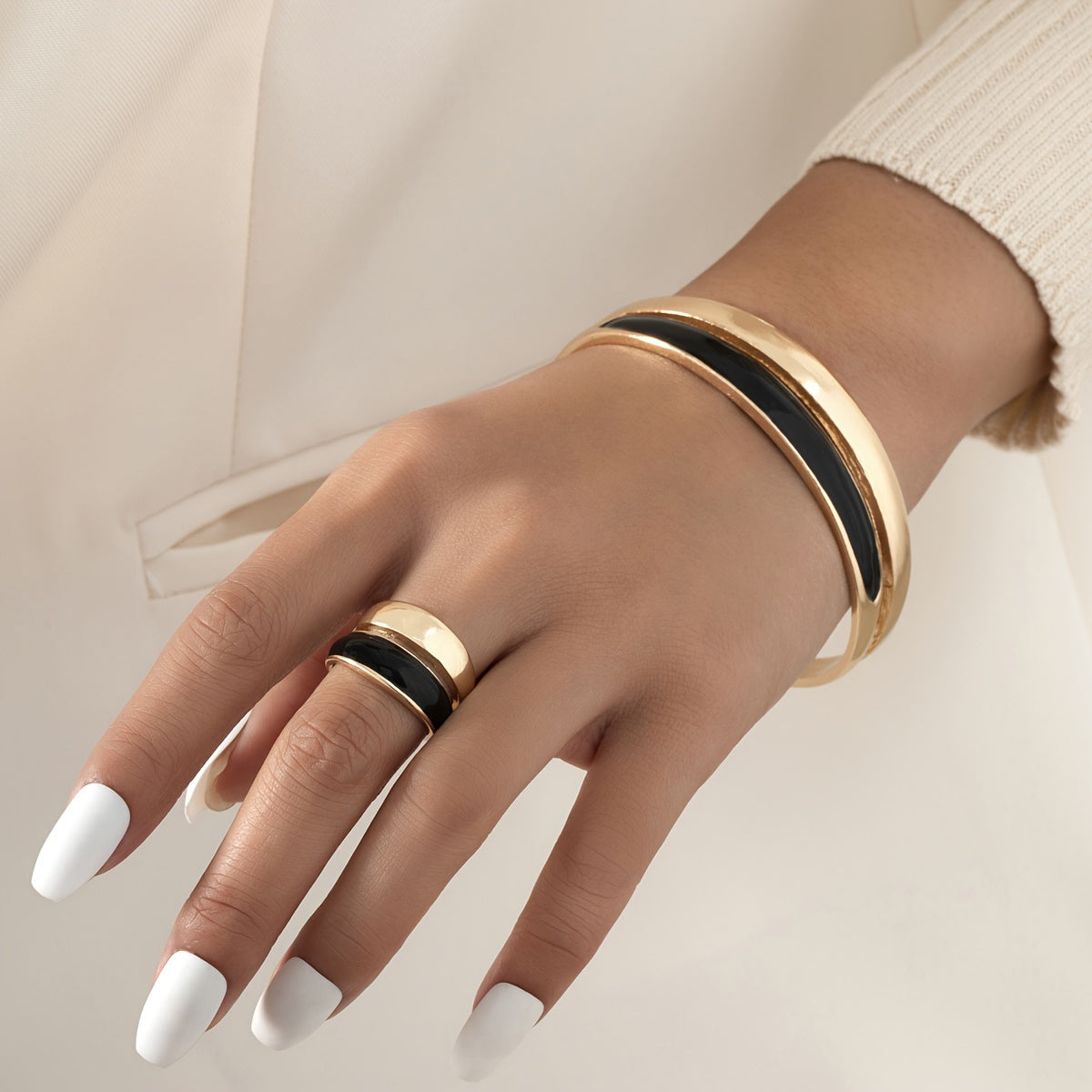 2 Pc Ring +Bracelet Set With Colorful Enamel Design