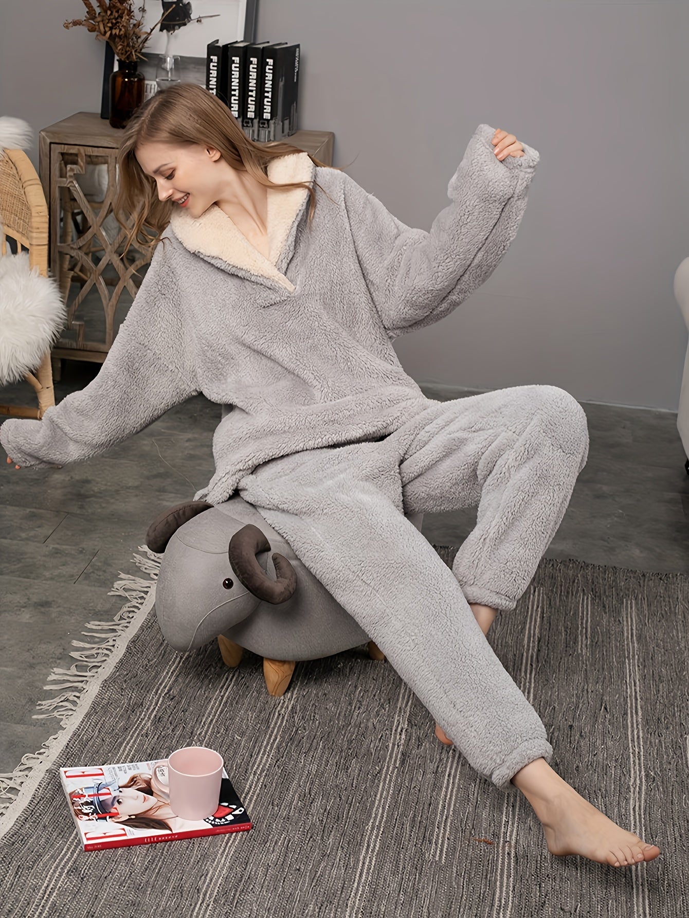 2-Piece Cozy Comfy Winter Flannel Plush Warm Pajama Set For Women - Simple & Elegant V-Neck Long Sleeve & Pants, Daily Home wear For Relaxed comfort