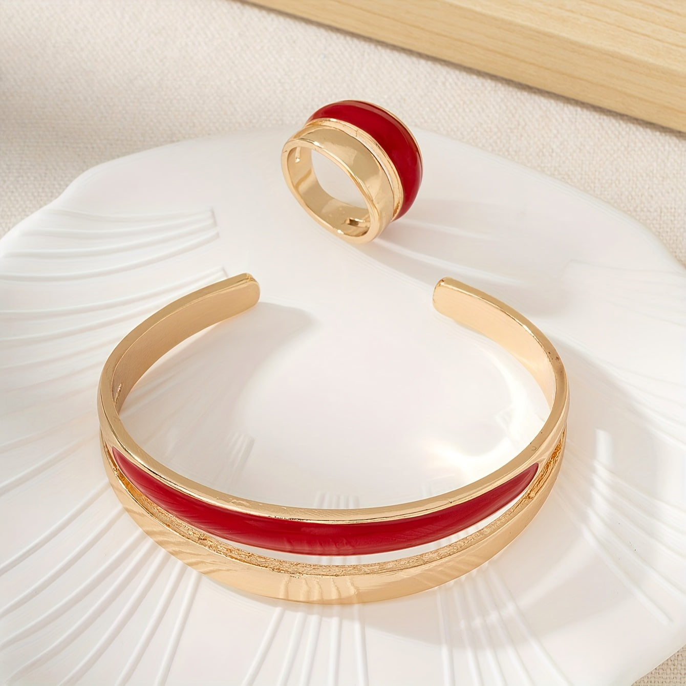 2 Pc Ring +Bracelet Set With Colorful Enamel Design
