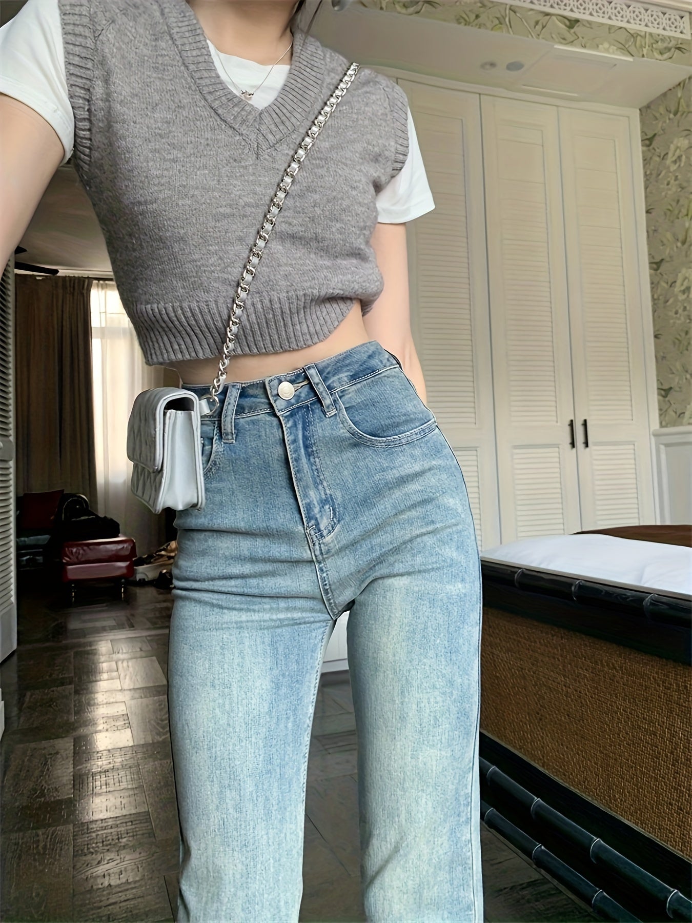 In-style Retro Denim High-Waist Straight Leg Jeans - Soft Stretch, Waterwashed, Solid Pattern, Suitable for All Seasons
