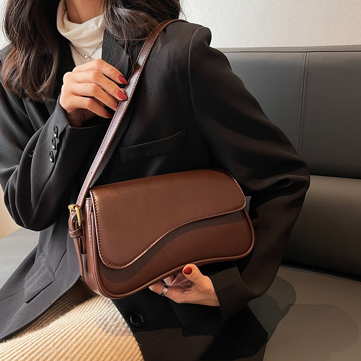 Ladies Crescent Shoulder Bag For Women Flap And Magnetic Clasp One Shoulder Bag Elegant Solid Saddle Bag