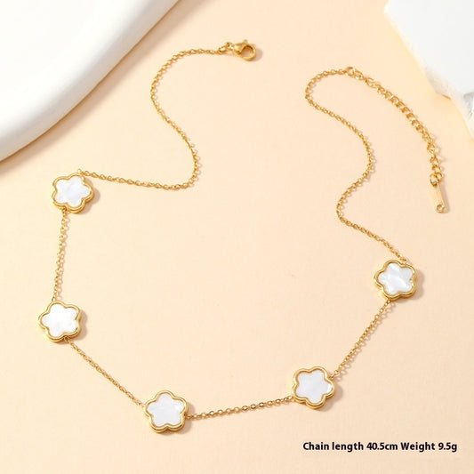 Women's Clover Necklace