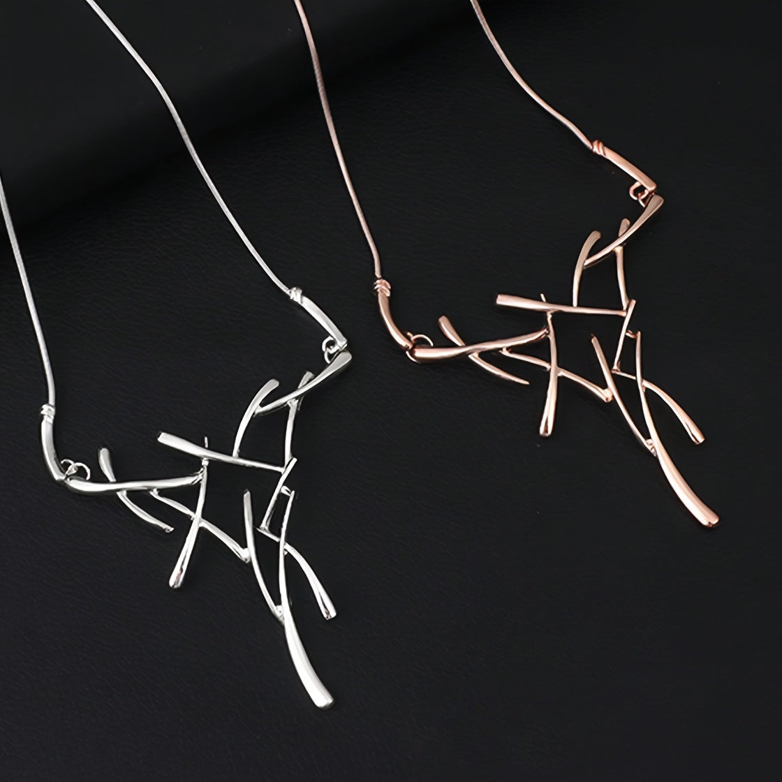 Women's Elegant Antlers Necklace